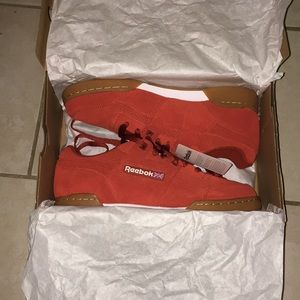 Reebok Workout Plus EG